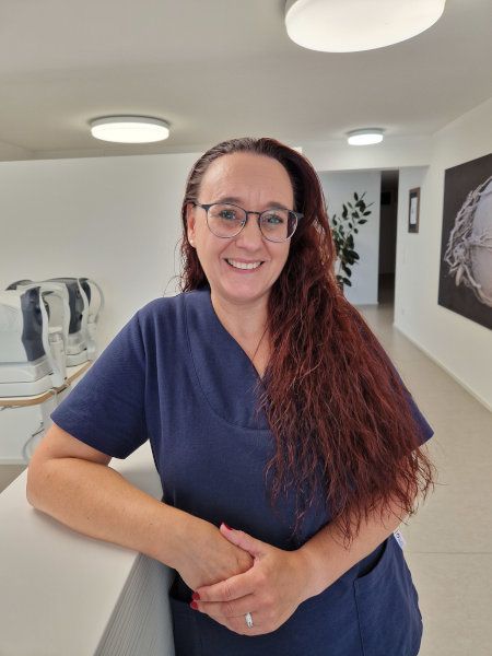 Augenarzt Zürich, Dr. med. Kristin Weisshuhn, Ophthalmologist and eye specialist speaking english, eye doctor zurich